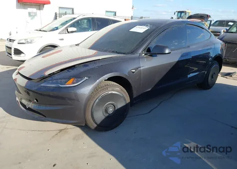 2025 Tesla Model 3 Long Range Rear-Wheel Drive/Standard from USA, damaged, VIN 5YJ3E1EA8SF047657